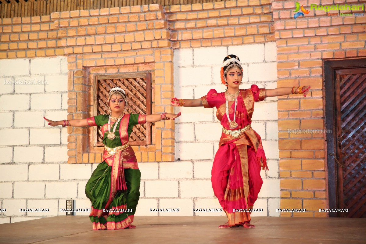 Chinmayi Nrityalaya Students' Kuchipudi Dance Performance at Shiplaramam 