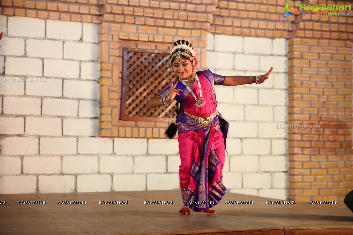 Chinmayi Nrityalaya Students' Kuchipudi Dance Performance at Shiplaramam 