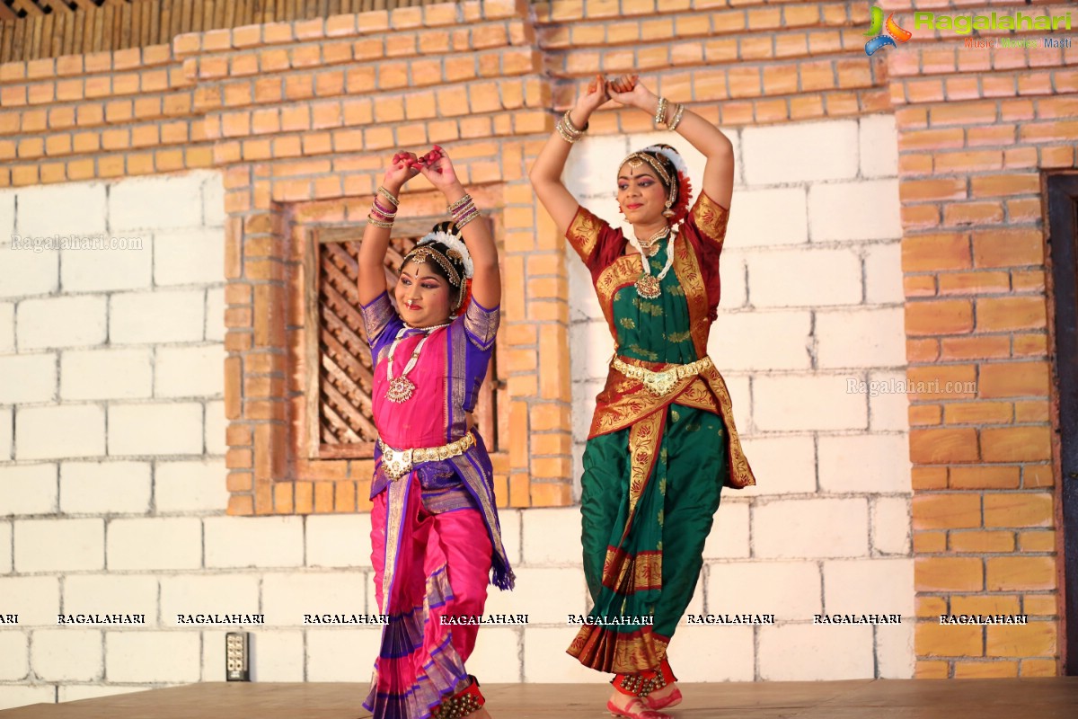 Chinmayi Nrityalaya Students' Kuchipudi Dance Performance at Shiplaramam 