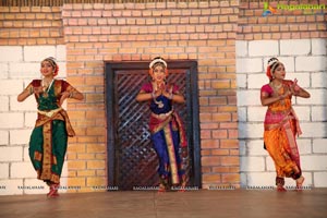 Kuchipudi Dance Performance By Chinmayi Nrithyalaya Students