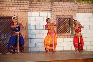 Kuchipudi Dance Performance By Chinmayi Nrithyalaya Students