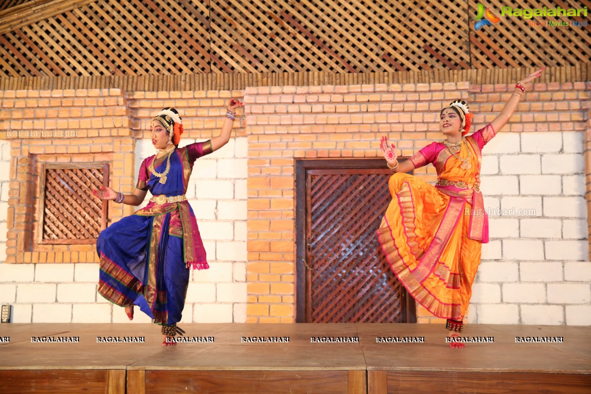 Chinmayi Nrityalaya Students' Kuchipudi Dance Performance at Shiplaramam 