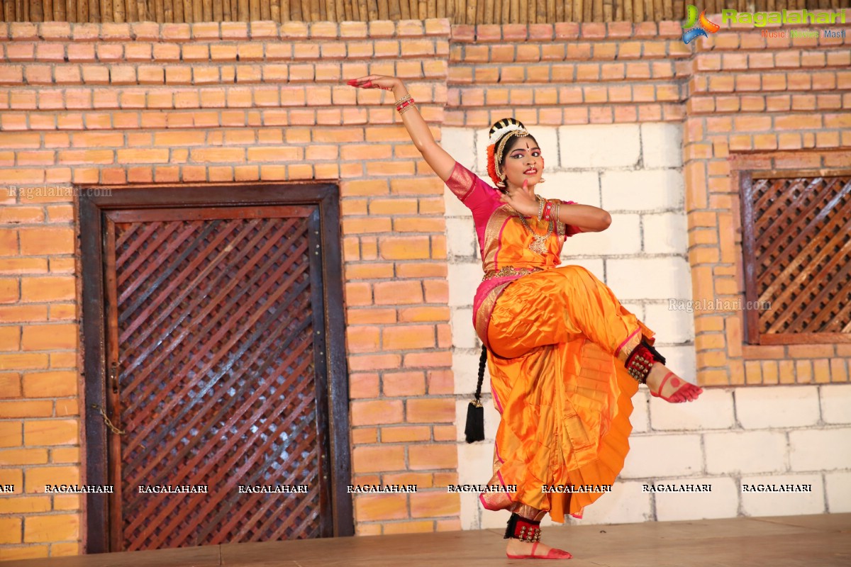 Chinmayi Nrityalaya Students' Kuchipudi Dance Performance at Shiplaramam 