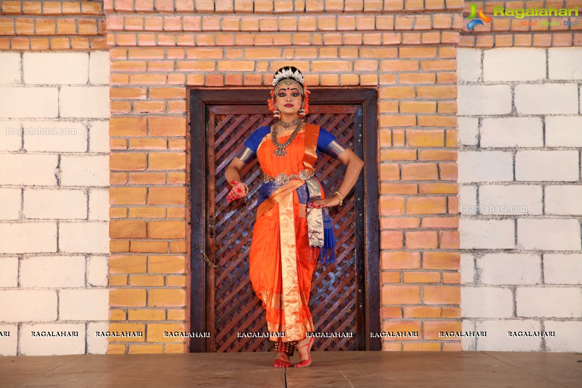 Chinmayi Nrityalaya Students' Kuchipudi Dance Performance at Shiplaramam 