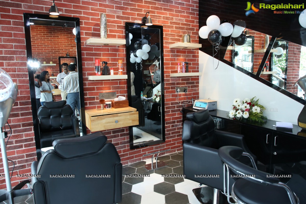 South India’s first Louis Unisex Salon & Spa opened at Jubilee Hills, Hyderabad 