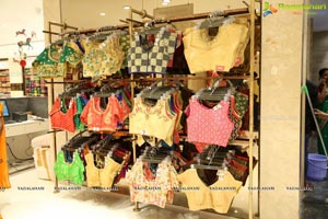 Maangalya Shopping Mall Opens its New Store