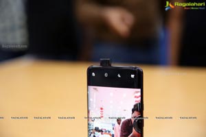 OnePlus Announces Its Partership with Bajaj Electronics