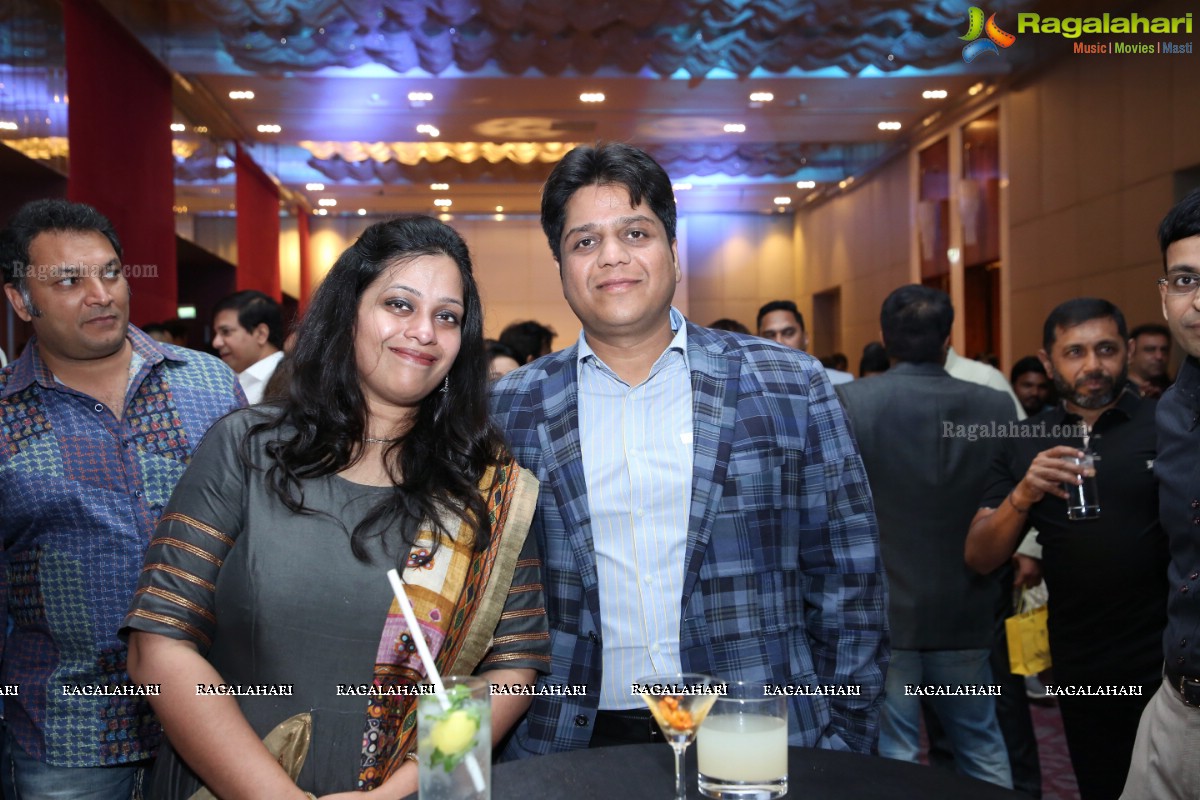 Rajesh Malik Celebrates 50th Birthday at ITC Kohenur