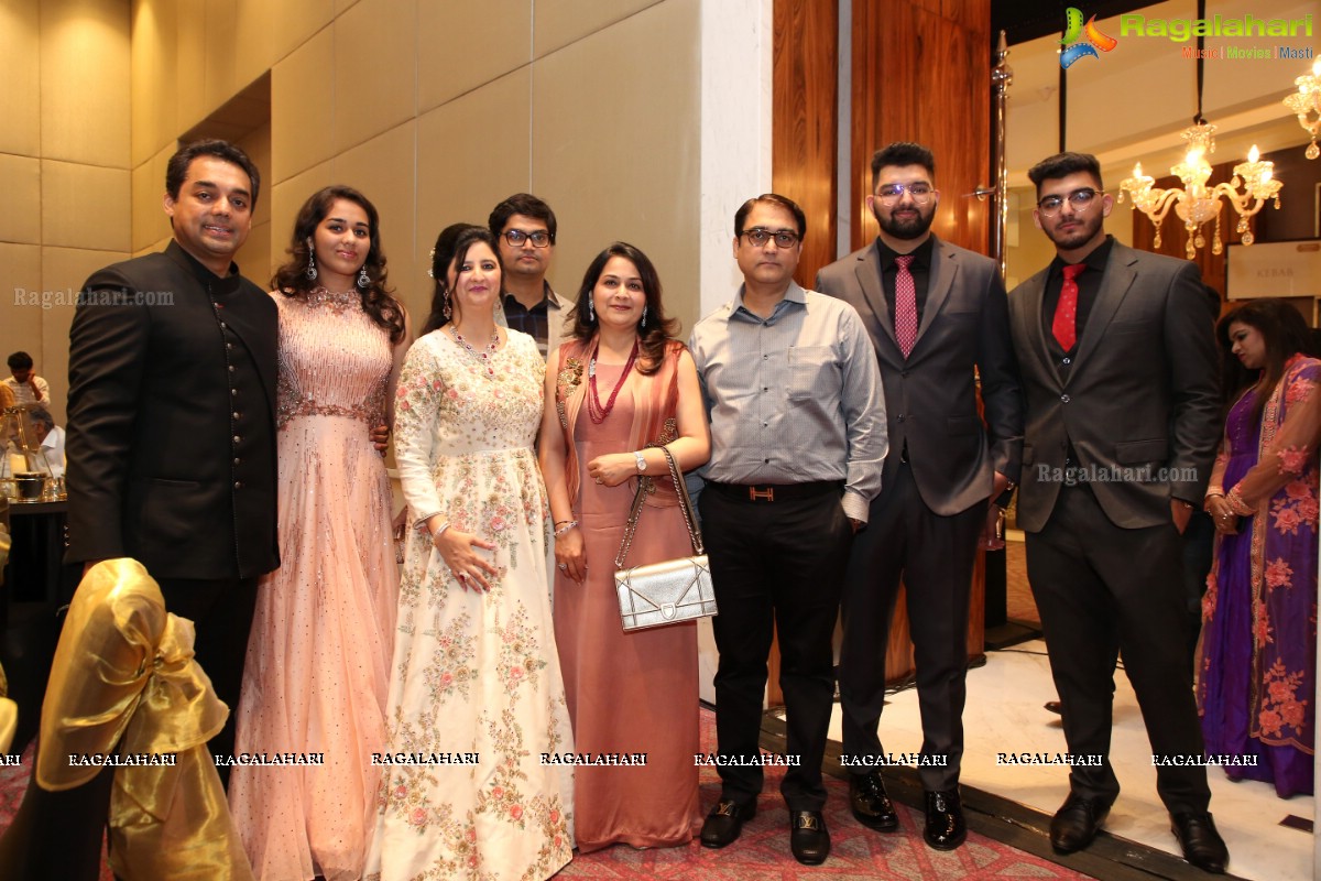 Rajesh Malik Celebrates 50th Birthday at ITC Kohenur