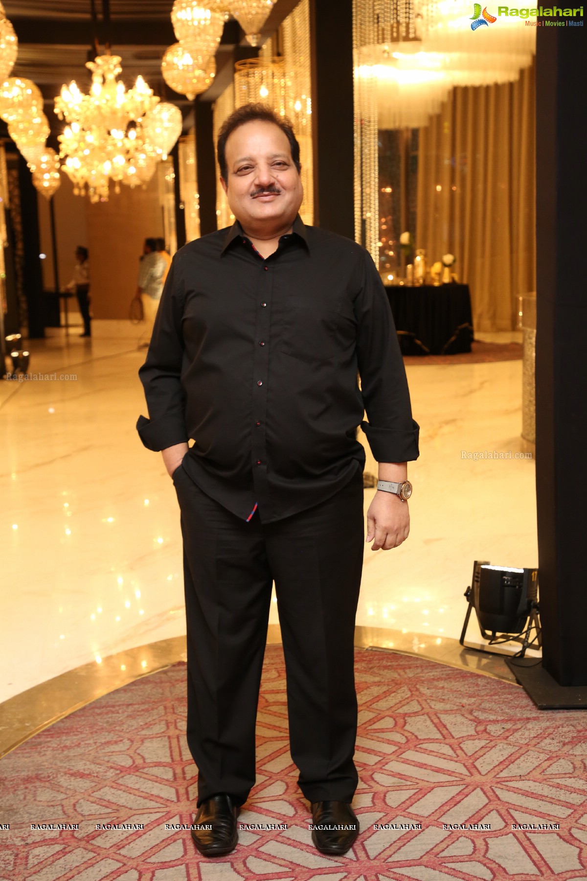 Rajesh Malik Celebrates 50th Birthday at ITC Kohenur