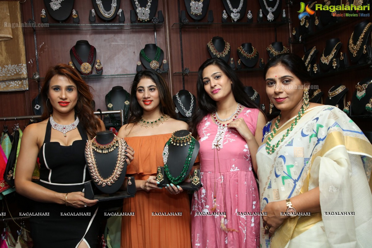 Sutraa Lifestyle & Fashion Exhibition launch by Manasa Jonnalagadda