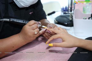 Tease - Dry Bar Launches its New Nail & Hair Bar