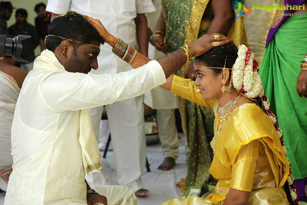 Writer Prasanna Kumar Bezawada Wedding Photos