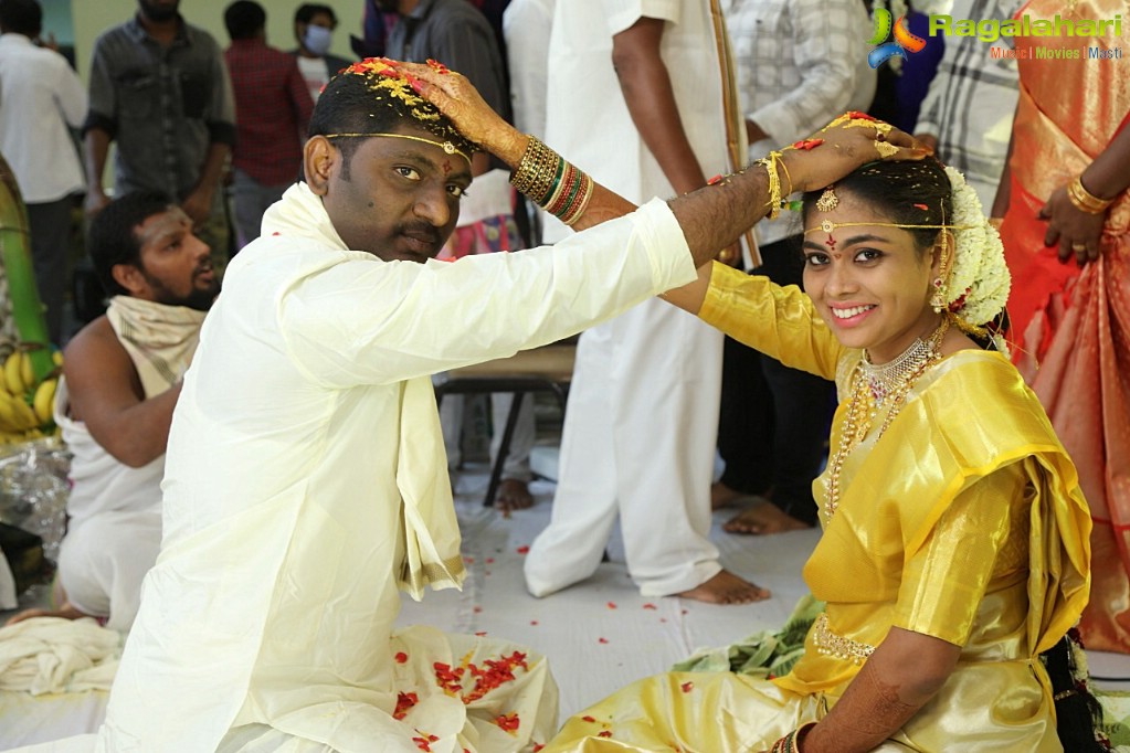 Writer Prasanna Kumar Bezawada Wedding Photos