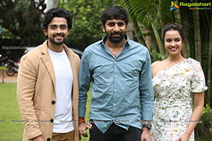 Akasa Veedhilo Movie Trailer Launch