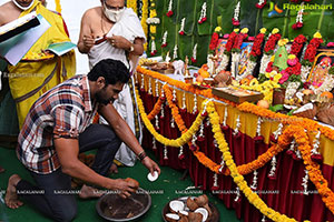 Bellamkonda Sreenivas's Chatrapathi Hindi Remake Launch