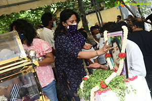 Veteran Actress Jayanthi Last Rites photos