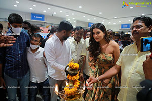 Payal Rajput Inaugurates Kasam Fashion Mall at Warangal