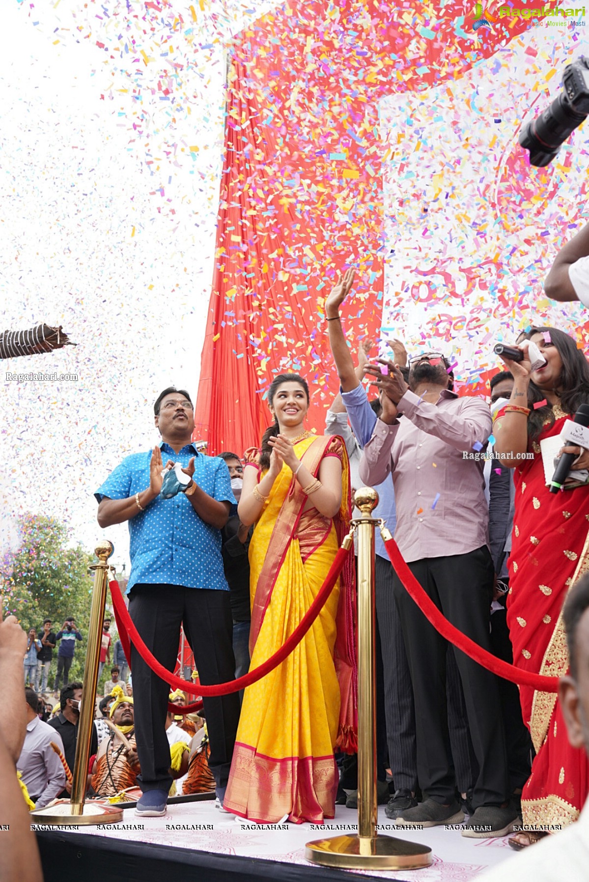 Krithi Shetty Inaugurates Maangalya Shopping Mall 10th Store at A.S.Rao Nagar