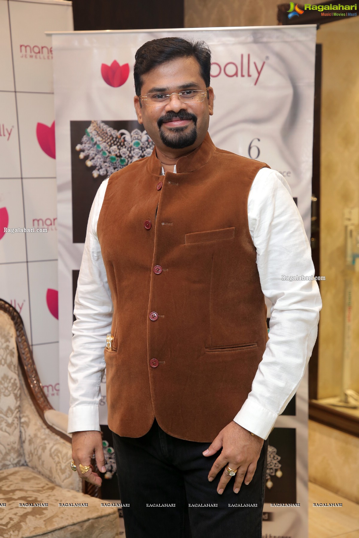 Manepally Jewellers Wedding Collection 2021 Launch at Panjagutta Store