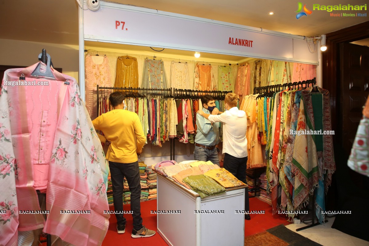 The Haat - Premium Heritage Expo Begins at Taj Krishna