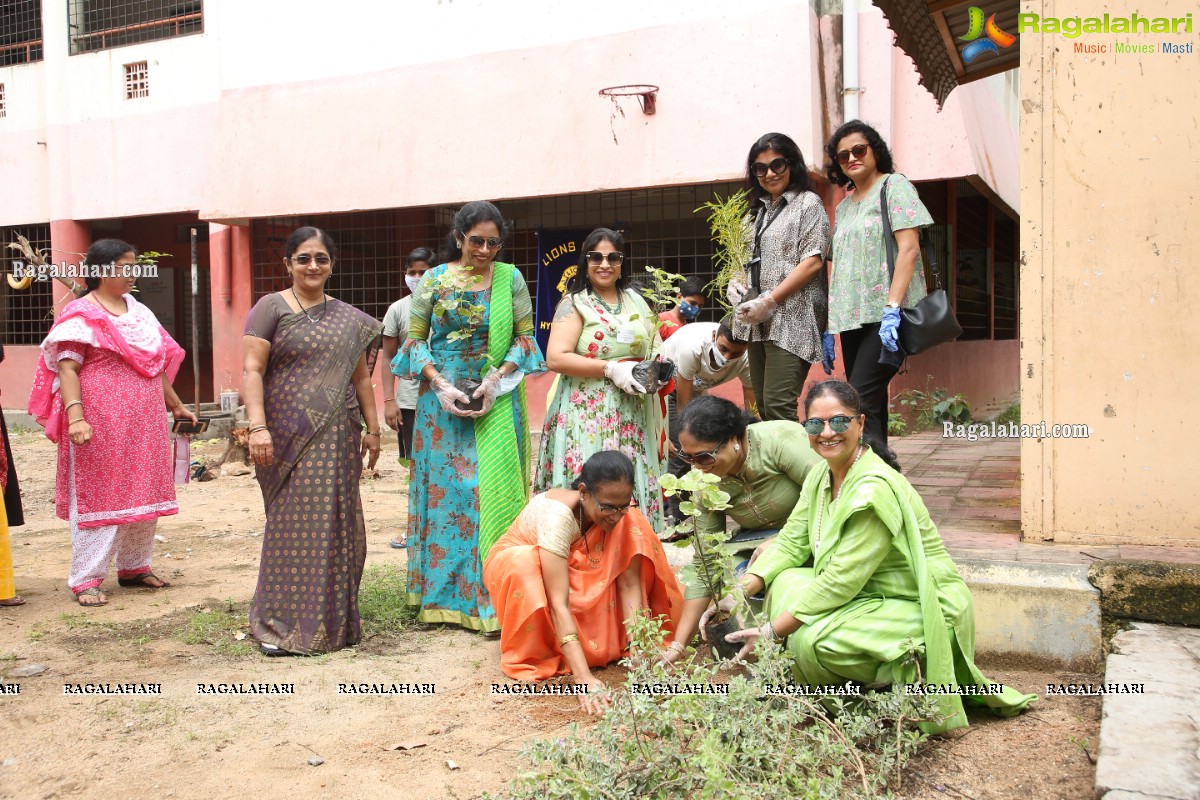Vana Mahotsav - Tree plantation by Lions Club of Hyderabad Petals