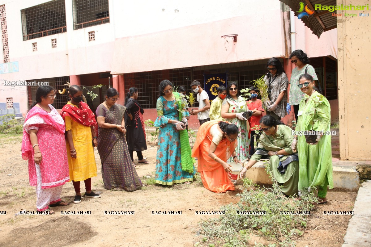 Vana Mahotsav - Tree plantation by Lions Club of Hyderabad Petals