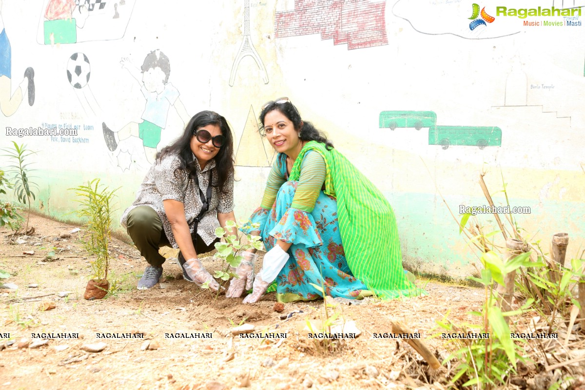 Vana Mahotsav - Tree plantation by Lions Club of Hyderabad Petals