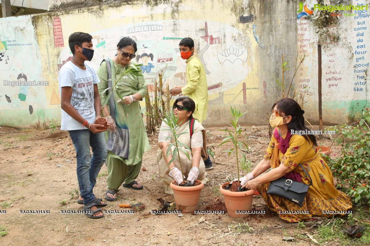 Vana Mahotsav - Tree plantation by Lions Club of Hyderabad Petals