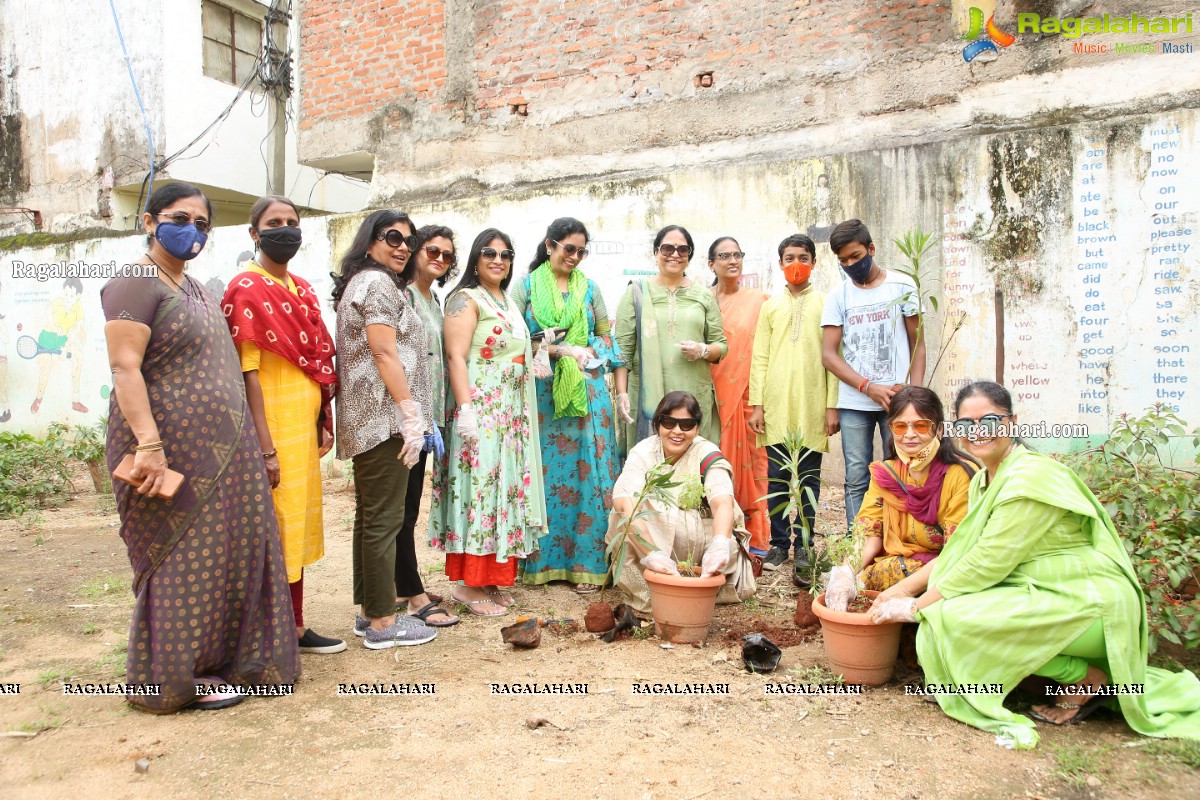 Vana Mahotsav - Tree plantation by Lions Club of Hyderabad Petals