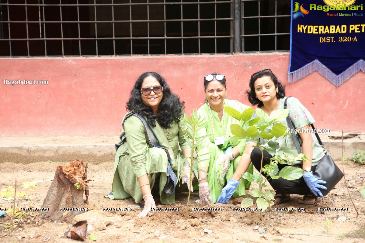 Vana Mahotsav - Tree plantation by Lions Club of Hyderabad Petals