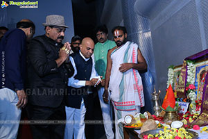 Vetaadutha Movie Launch