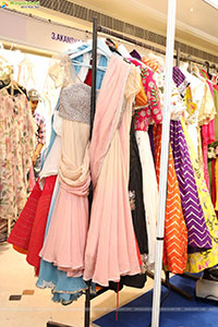 Sutraa Fashion Exhibition, Inaugurated by Kamakshi Bhaskarla