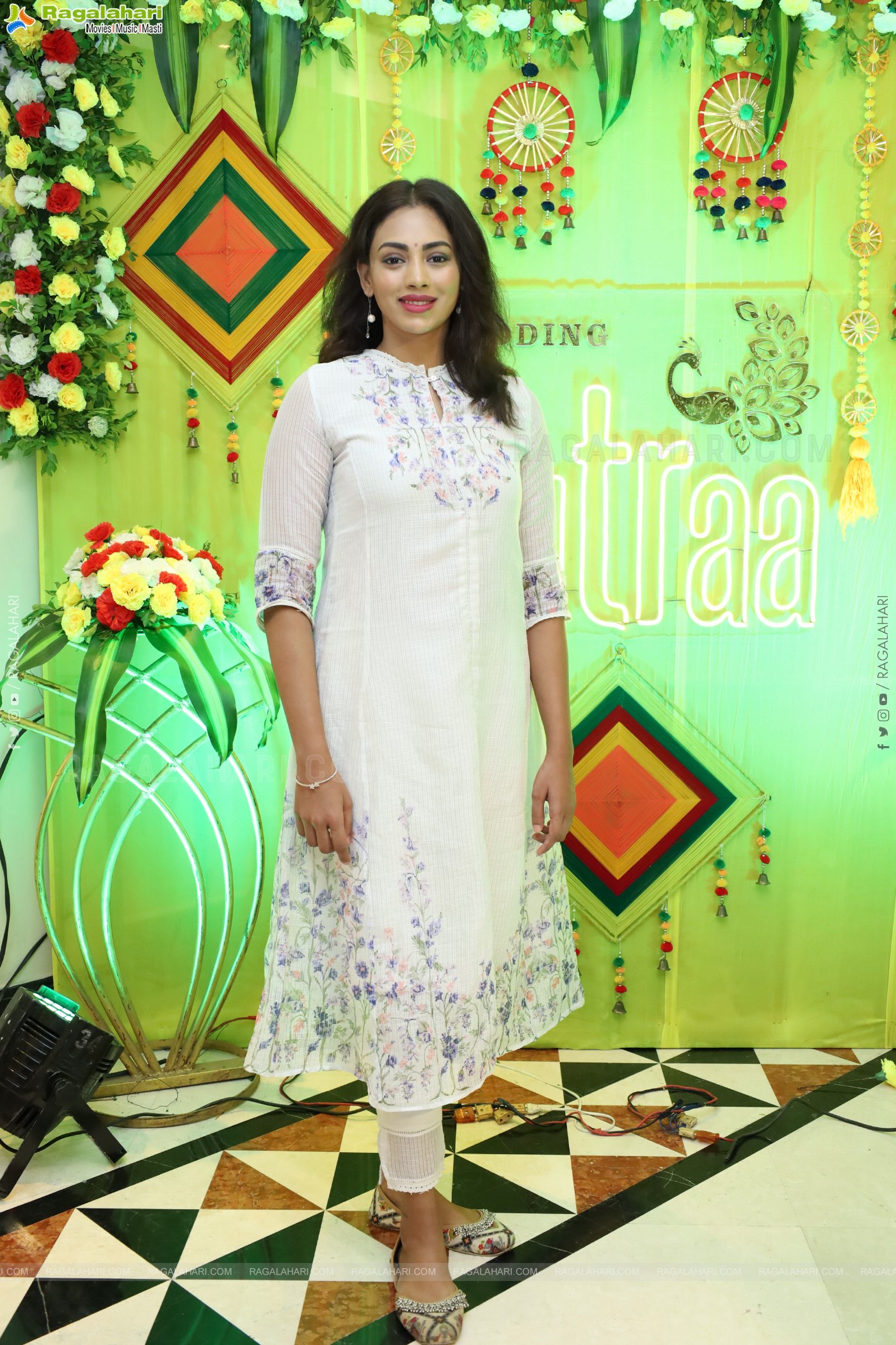 Sutraa Fashion Exhibition, Inaugurated by Kamakshi Bhaskarla at Taj Krishna