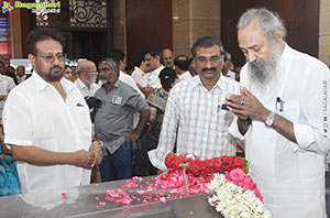 Political Leaders and Celebrities Pays Tribute To Ramoji Rao