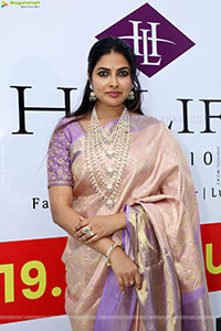 Hi Life Exhibition: Grand Fashion Showcase Event