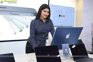 Rashi Singh Launch Apple Days at Bajaj Electronics Store