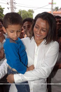 Namrata Inagurates Cafe Melange