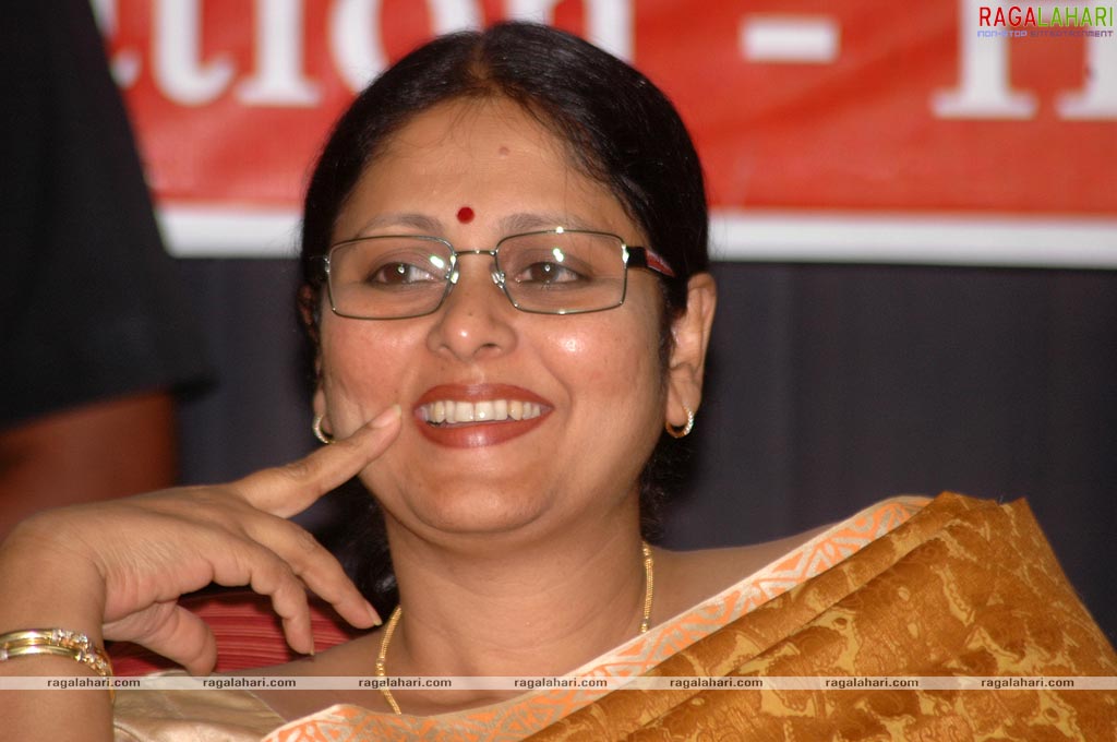 Film Critics Association Felicitates Jayasudha