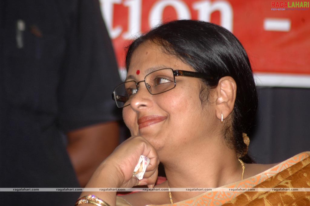 Film Critics Association Felicitates Jayasudha