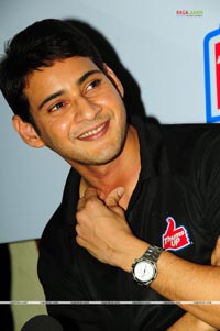 Mahesh Babu Presents Thums Up Merit Scholarships