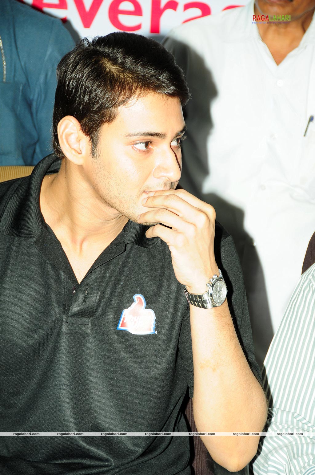 Mahesh Babu Presents Thums Up Merit Scholarships 2009