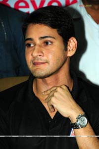 Mahesh Babu Presents Thums Up Merit Scholarships