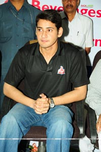 Mahesh Babu Presents Thums Up Merit Scholarships