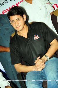 Mahesh Babu Presents Thums Up Merit Scholarships