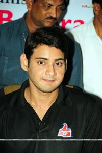 Mahesh Babu Presents Thums Up Merit Scholarships