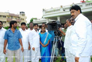 Nithin-Hansika Film Muhurat