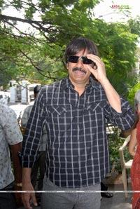 Sunil-Saloni-Rajamouli Film Muhurat