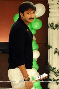 Gopichand, Trisha