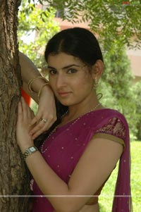 Archana/Veda, Thriller Manju